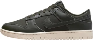 Nike Men's Sneaker
